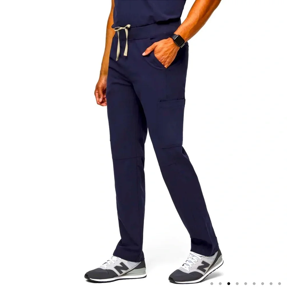 Figs Axim Cargo Scrub Pants L Mens in Navy